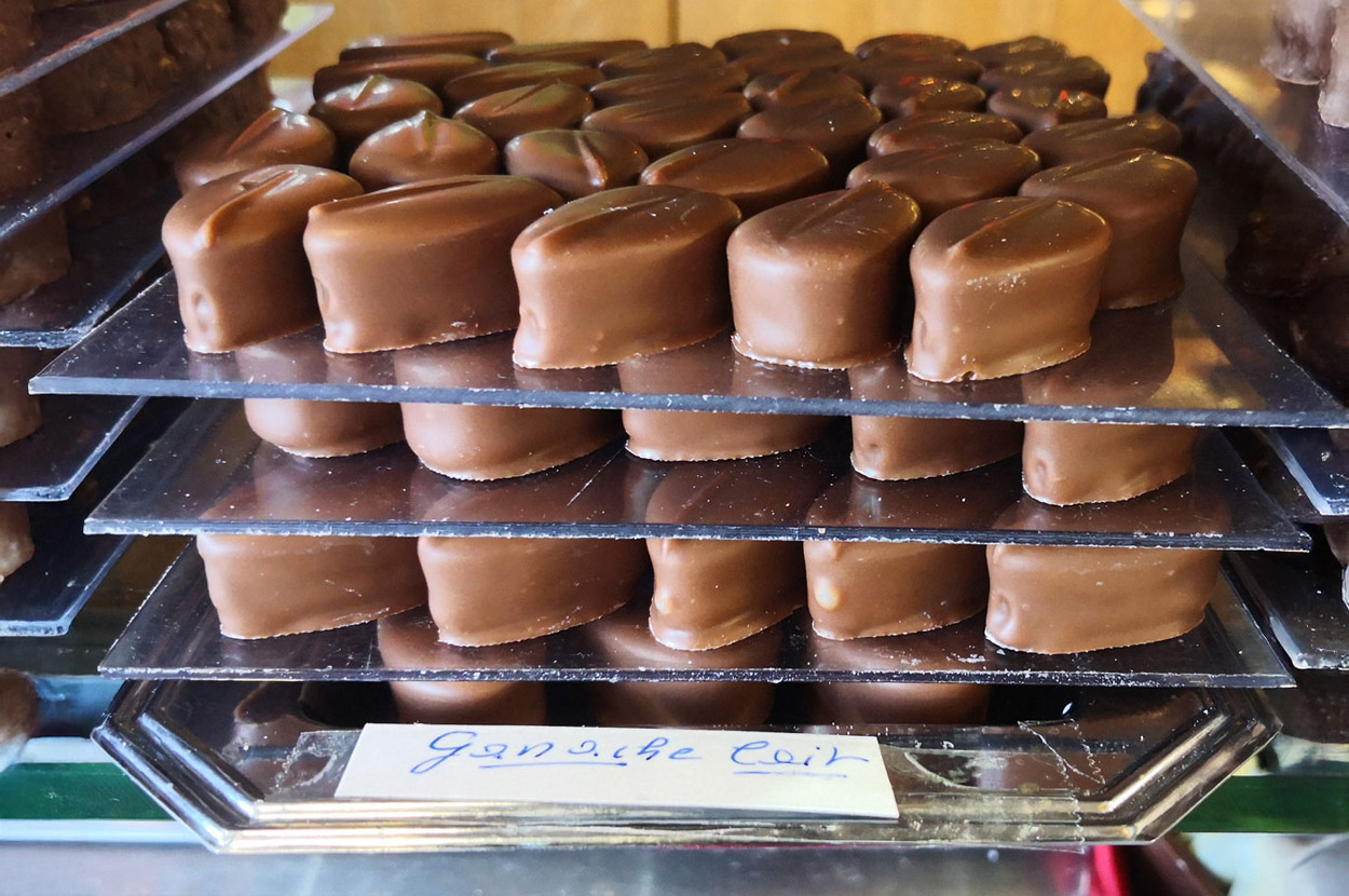 Chocolaterie Cambo-les-Bains, Chocolaterie Pays basque, Dessert personnalisé Cambo-les-Bains, Dessert personnalisé Pays basque, Gateau Basque Cambo-les-Bains, Gateau Basque Pays basque, Patisserie Cambo-les-Bains, Patisserie Pays basque, Salon de thé Cambo-les-Bains, Salon de thé Pays basque, Traiteur Cambo-les-Bains, Traiteur Pays basque