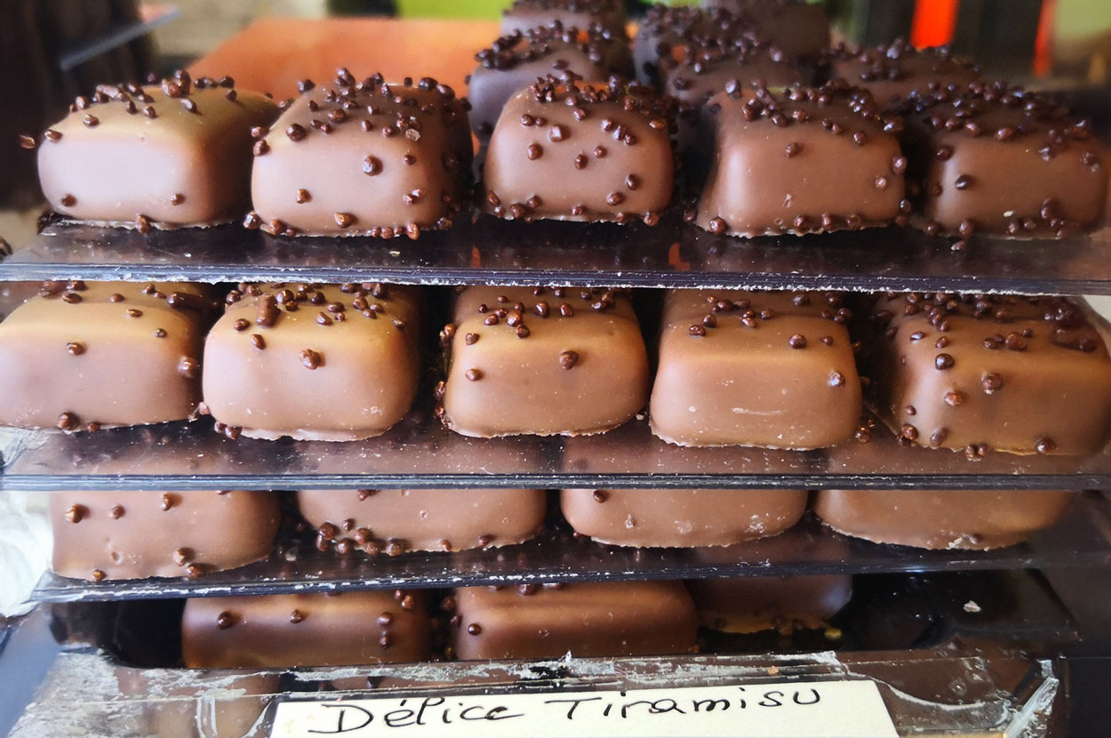 Chocolaterie Cambo-les-Bains, Chocolaterie Pays basque, Dessert personnalisé Cambo-les-Bains, Dessert personnalisé Pays basque, Gateau Basque Cambo-les-Bains, Gateau Basque Pays basque, Patisserie Cambo-les-Bains, Patisserie Pays basque, Salon de thé Cambo-les-Bains, Salon de thé Pays basque, Traiteur Cambo-les-Bains, Traiteur Pays basque